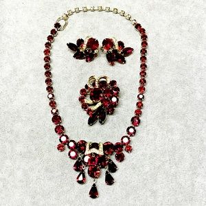 EISENBERG!!! GORGEOUSLY STUNNING!! RARE RUBY RED EISENBERG PARURE!!